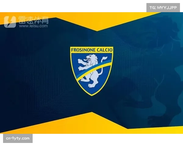 弗洛西诺内小将进球后冲向看台与患病小球迷庆祝